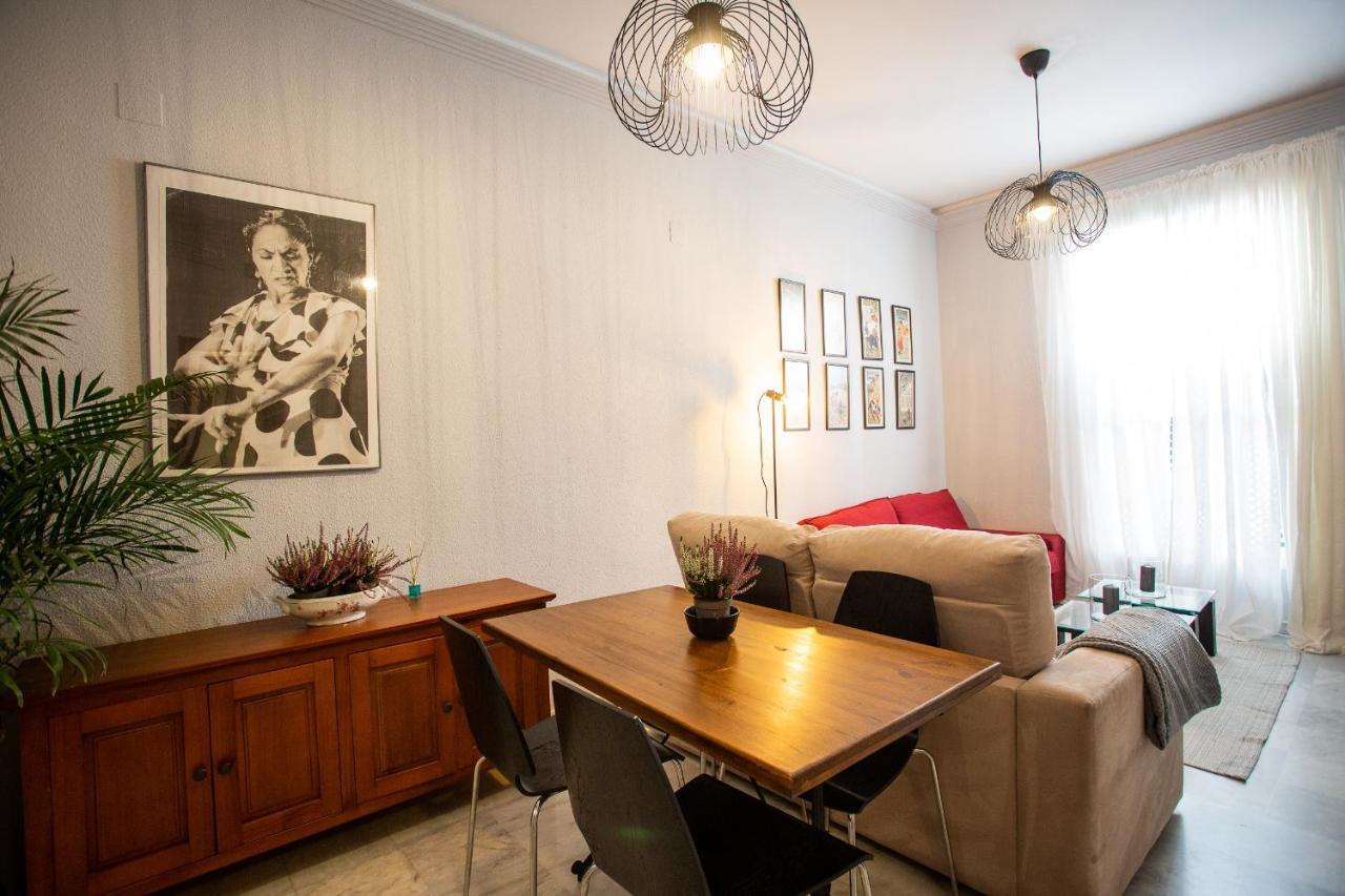 Wish Suite Torres De Sevilla ภายนอก รูปภาพ